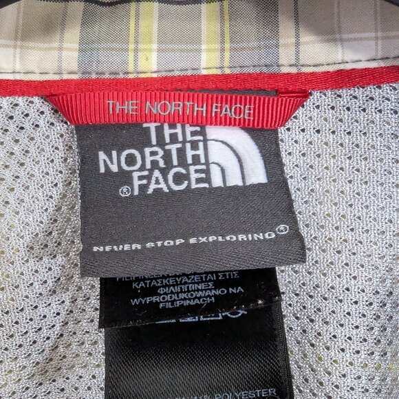 The North Face Men's Plaid Yellow and Tan Short Sleeve Button-Up Shirt - Picture 5 of 11